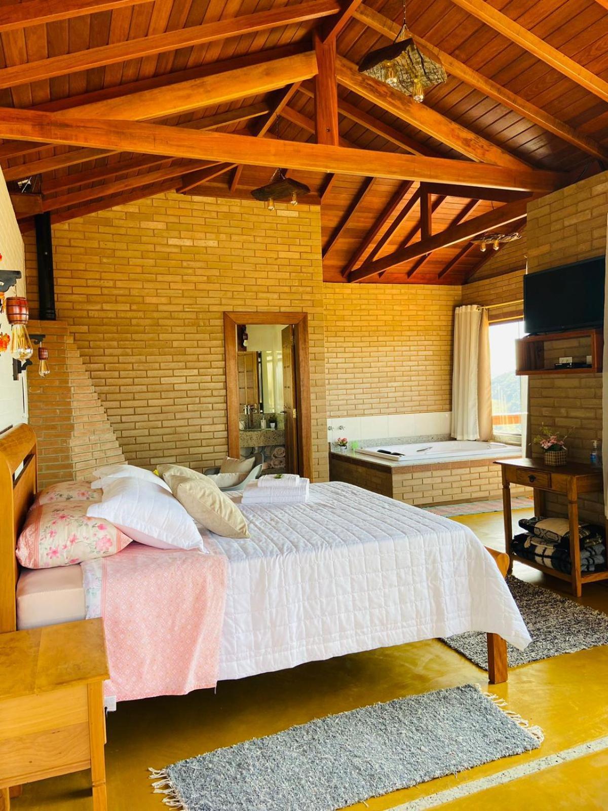 Chales Terras Altas Goncalves Ngoại thất bức ảnh