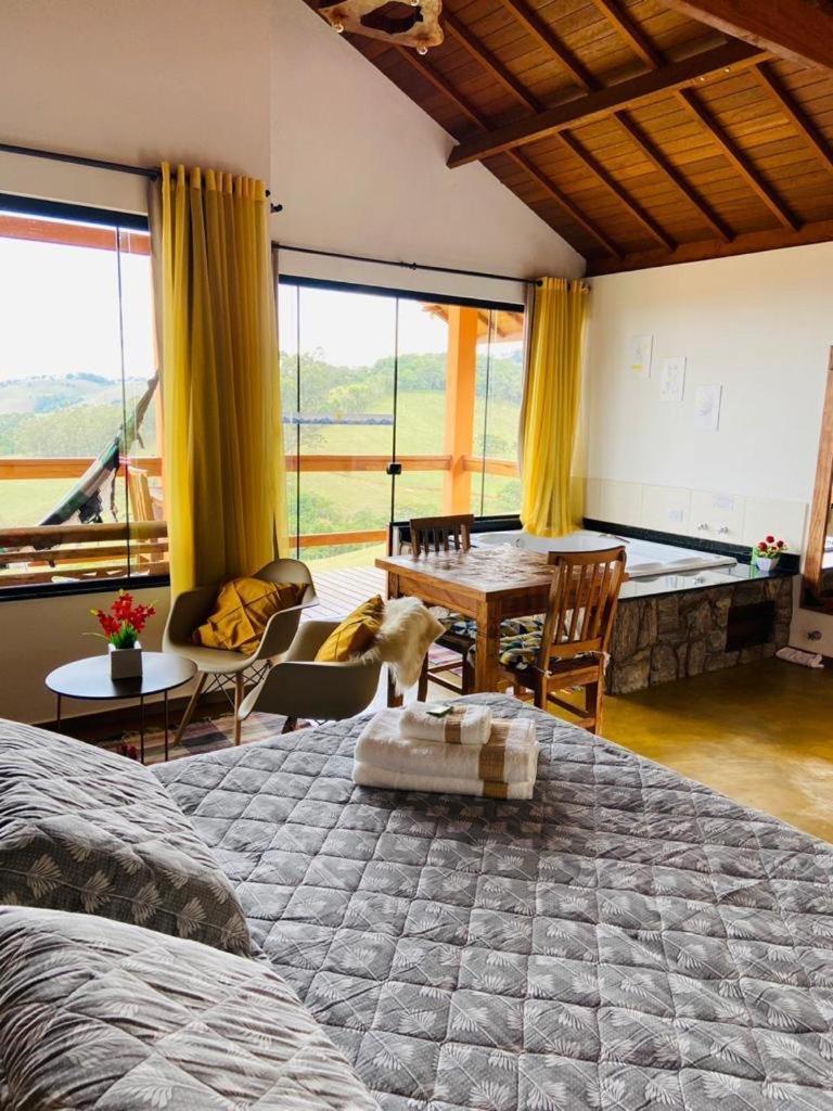 Chales Terras Altas Goncalves Ngoại thất bức ảnh